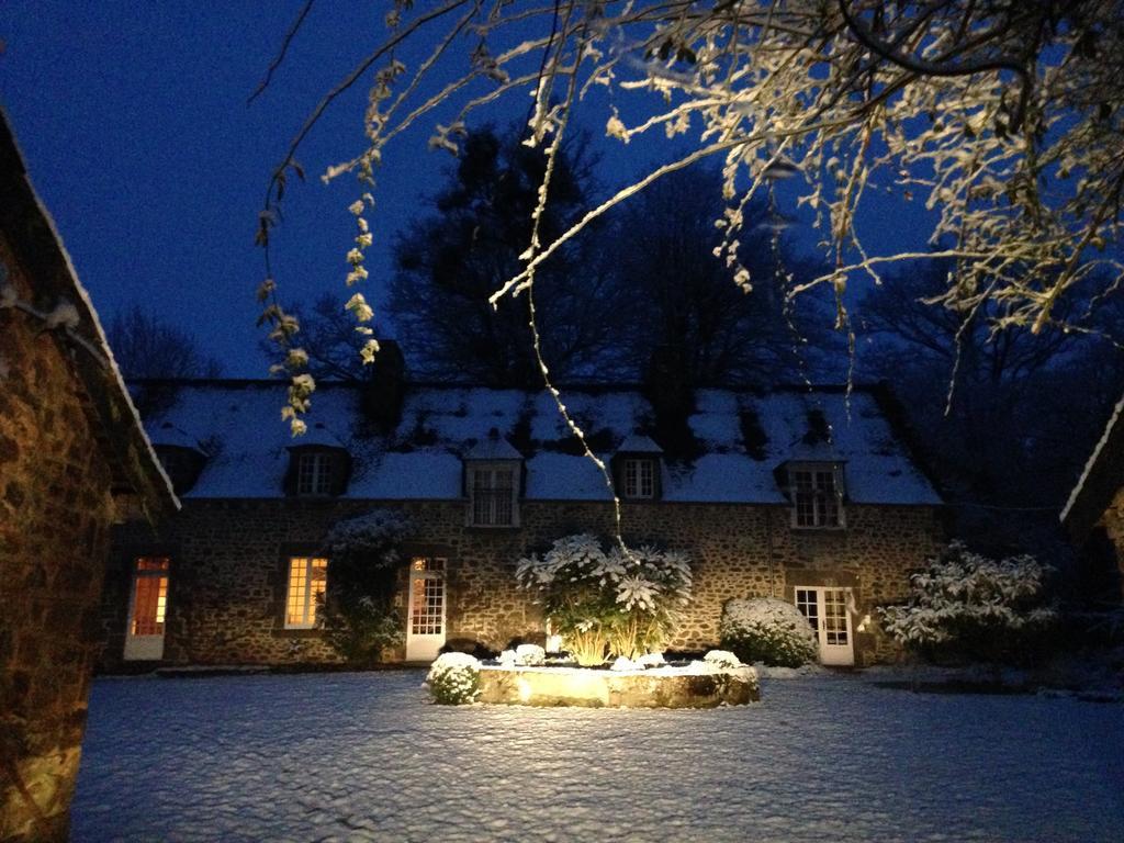 Saint-Pierre-de-Plesguen La Grande Sauvagere Bed & Breakfast エクステリア 写真