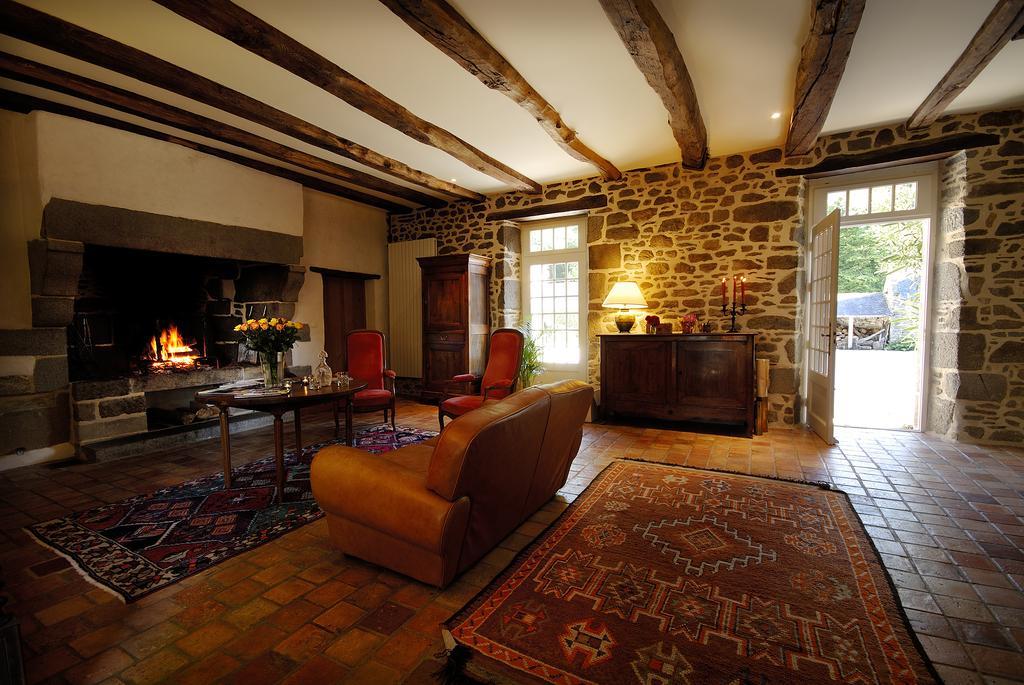 Saint-Pierre-de-Plesguen La Grande Sauvagere Bed & Breakfast エクステリア 写真
